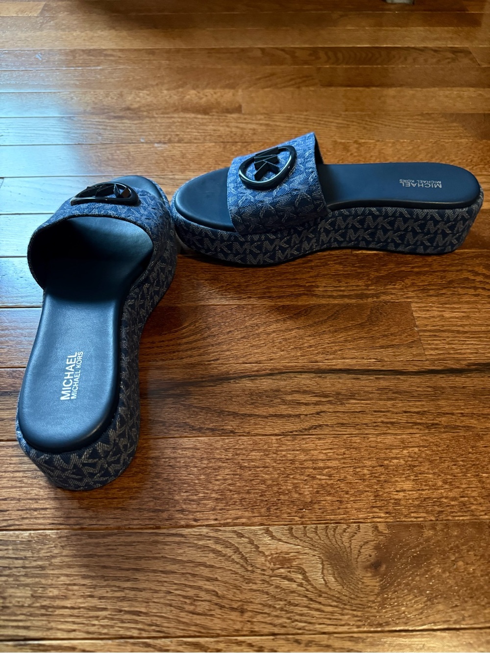 Michael Kors slides